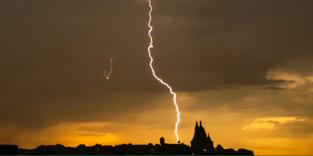 France Storms Kill 2