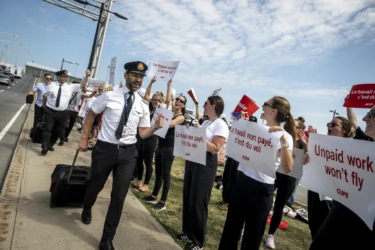 Air Canada Strike Ends as Tentative Union Deal Reached, Flights to Restart