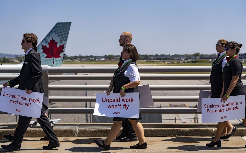 Air Canada to Suspend Flights Ahead of Possible Flight Attendant Strike