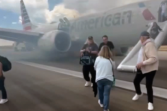 Runway Incursion Forces American Airlines Takeoff Abort
