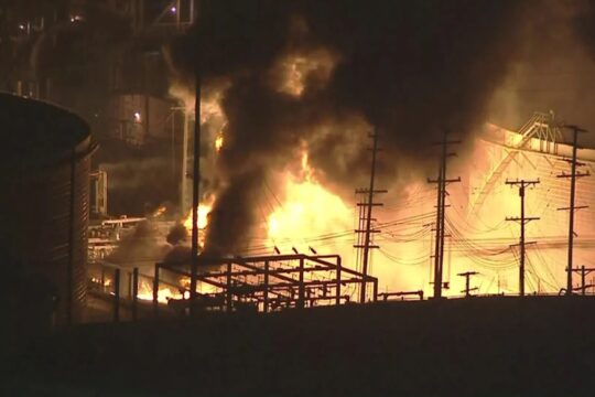 Chevron Refinery Fire Erupts in El Segundo, Triggers Shelter-in-Place Orders