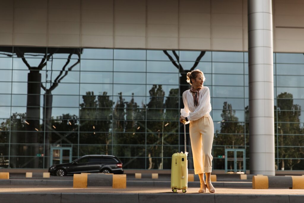 Flights to LAX Halted Amid FAA Staffing Shortage