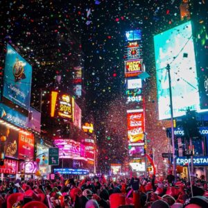 New Year’s Eve weather forecast: SoCal rain returns as flurries loom in NYC