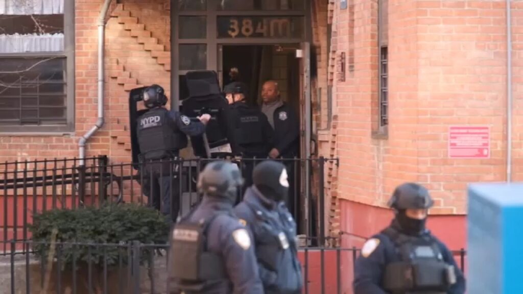 NYPD Fatally Shoots Man After Barricade Standoff Inside Brooklyn Hospital Room