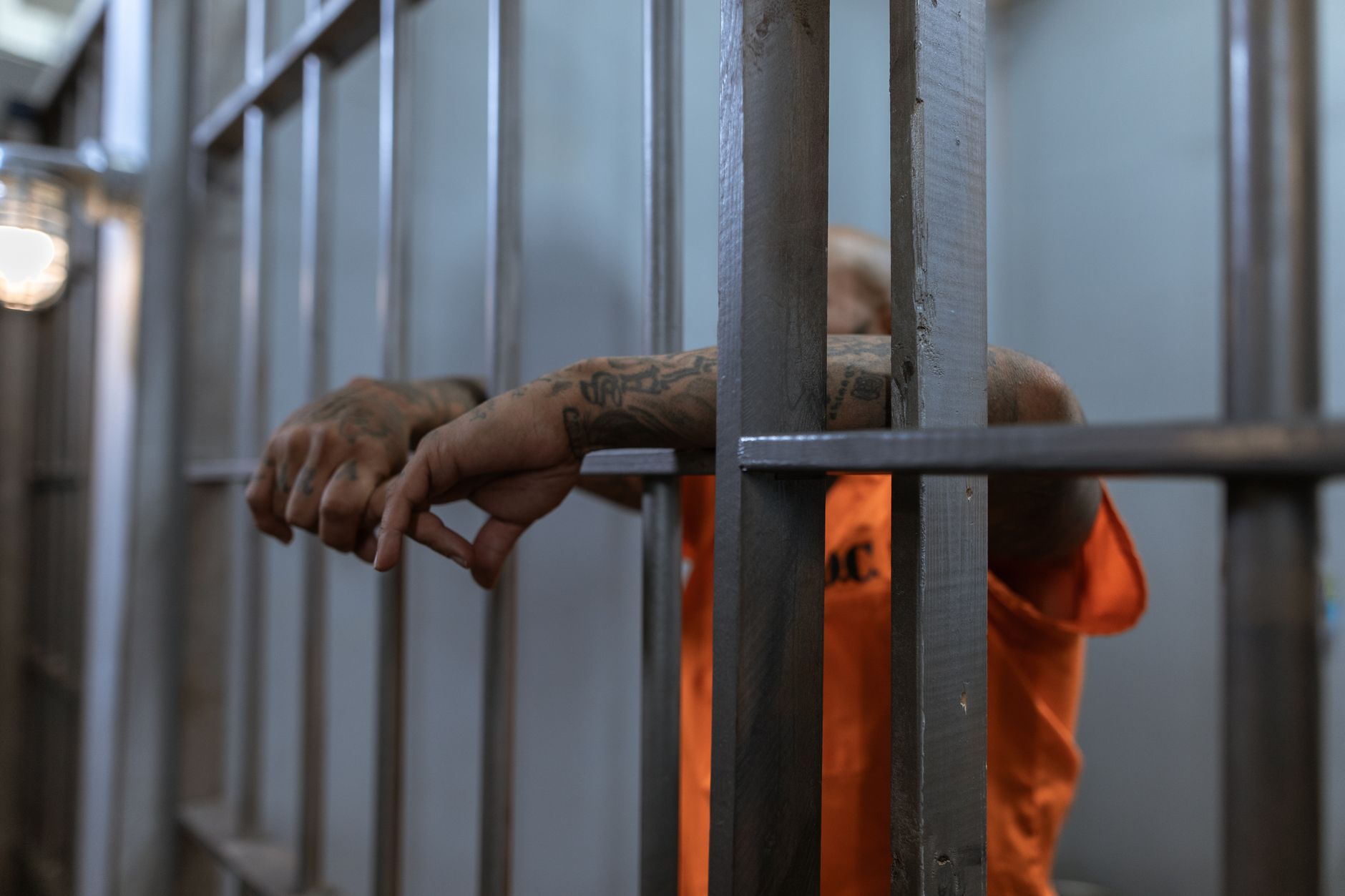 clapping arrest data center