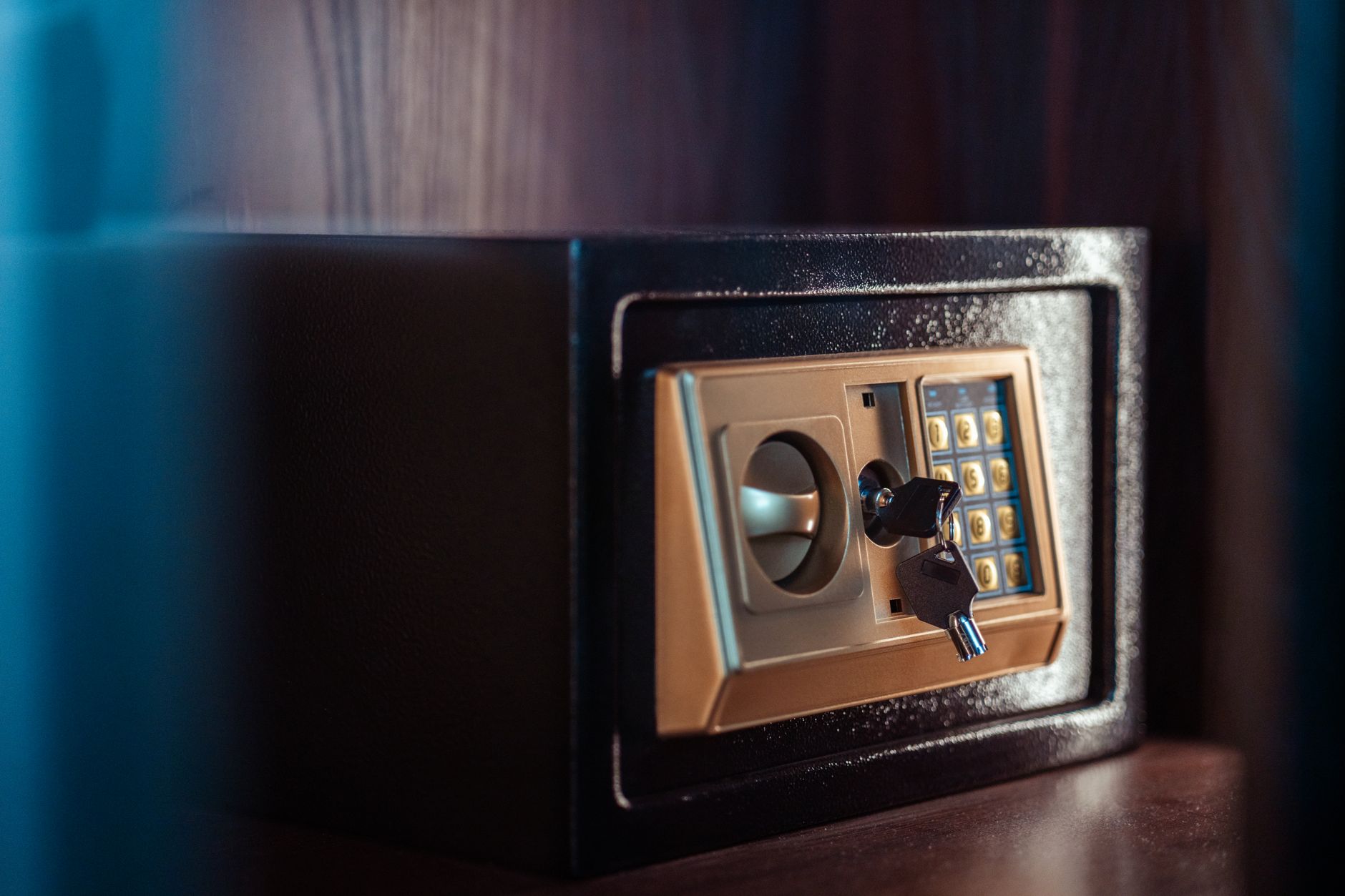 GrapheneOS Duress Password Airport Charge