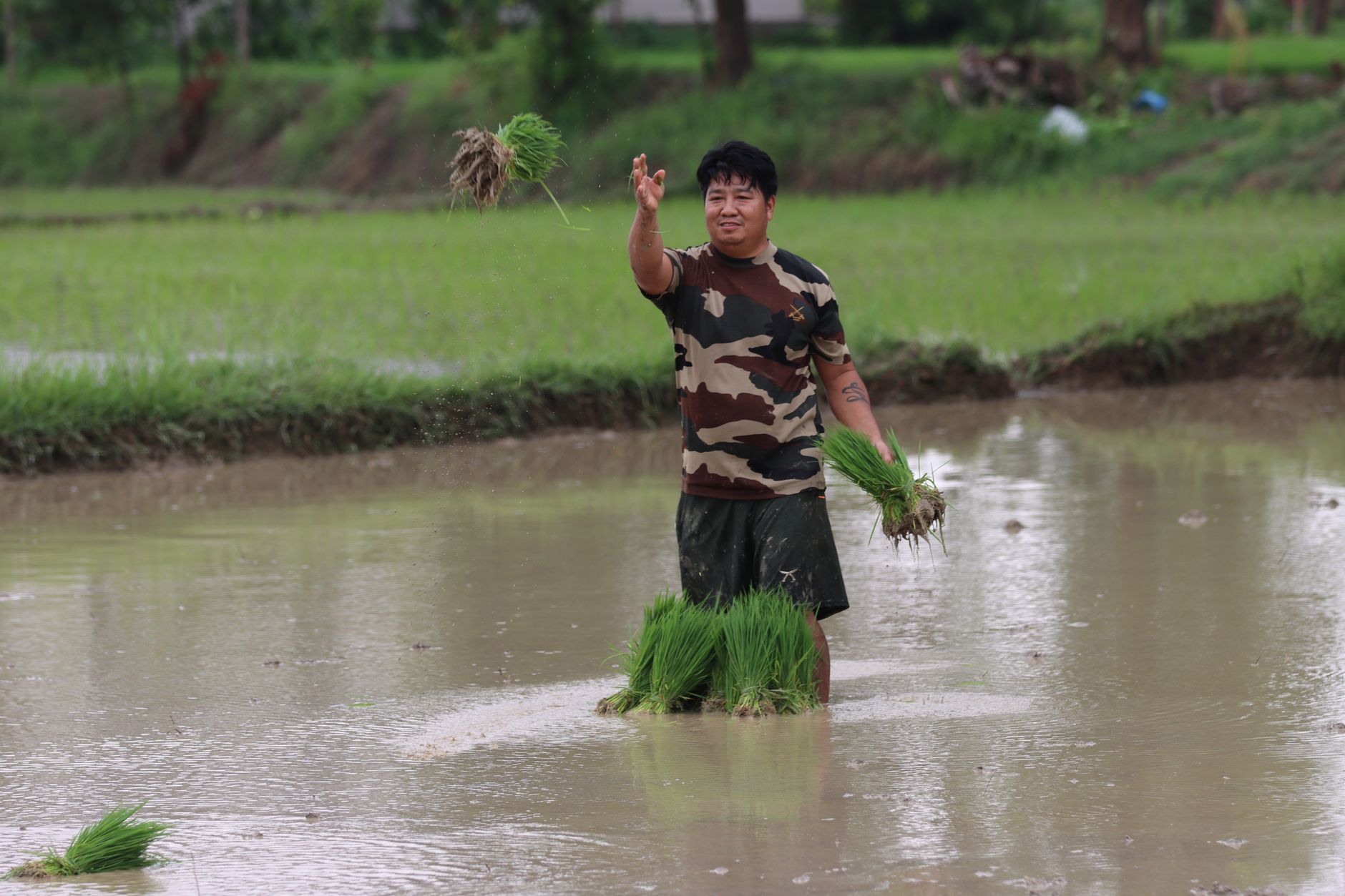 Nepal flash flood missing tourists