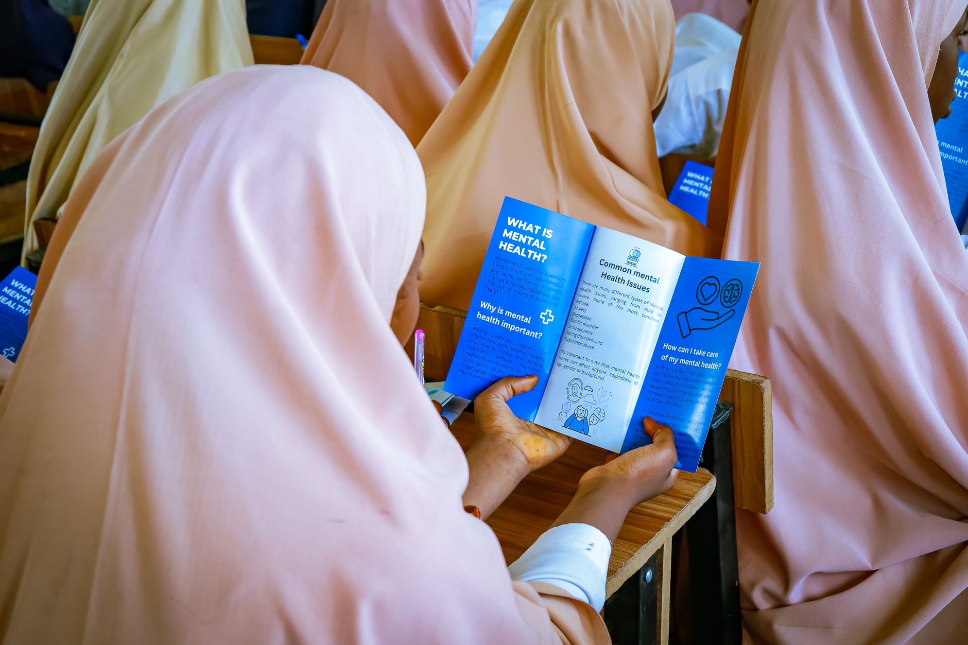 Italy veil ban schools