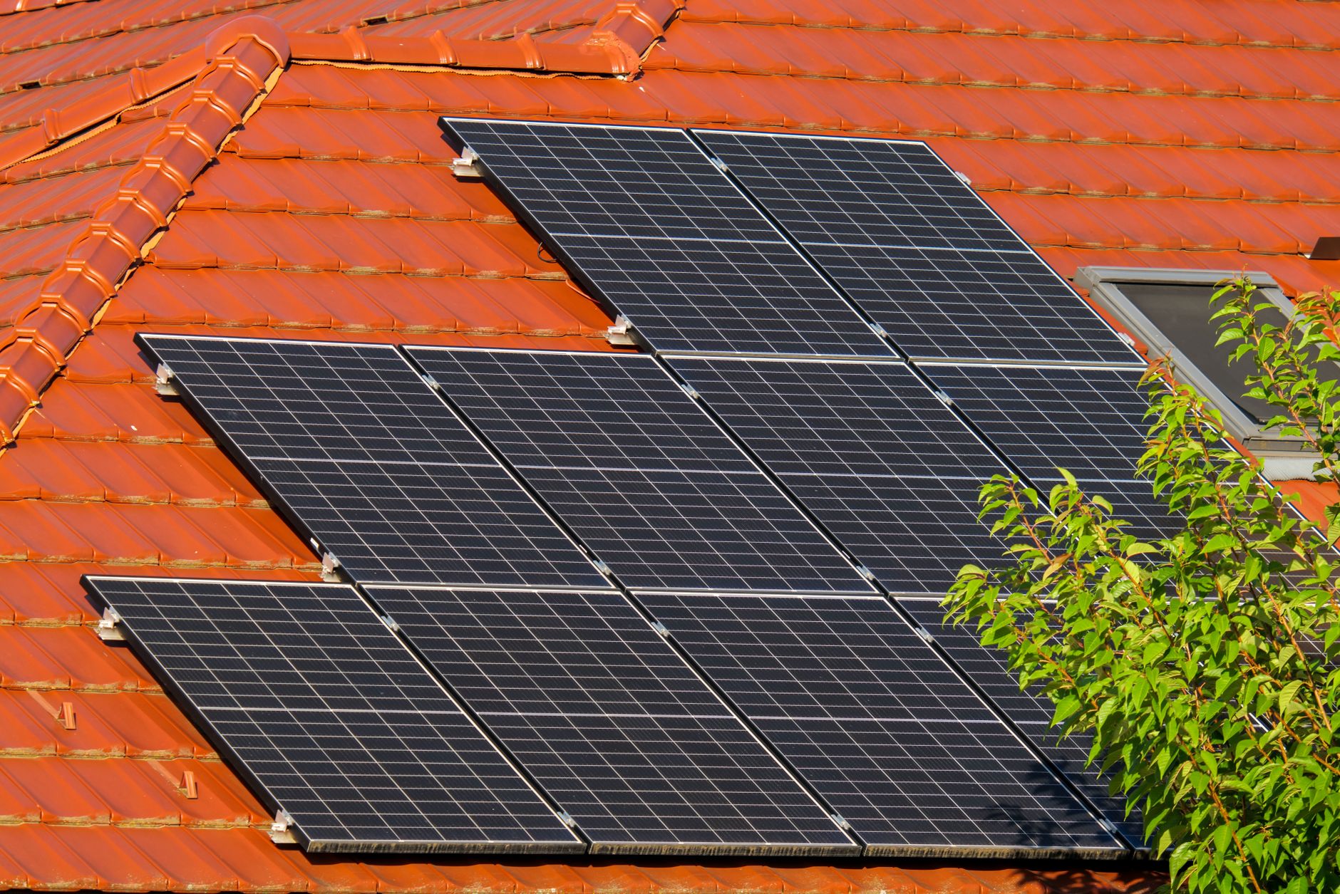 solar panel costs