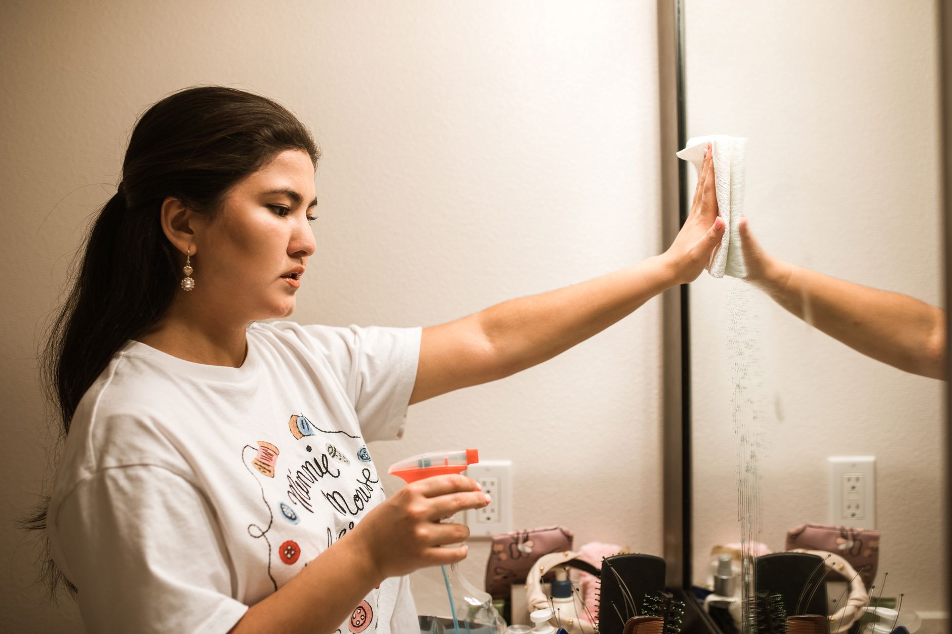 Airbnb cleaning chores