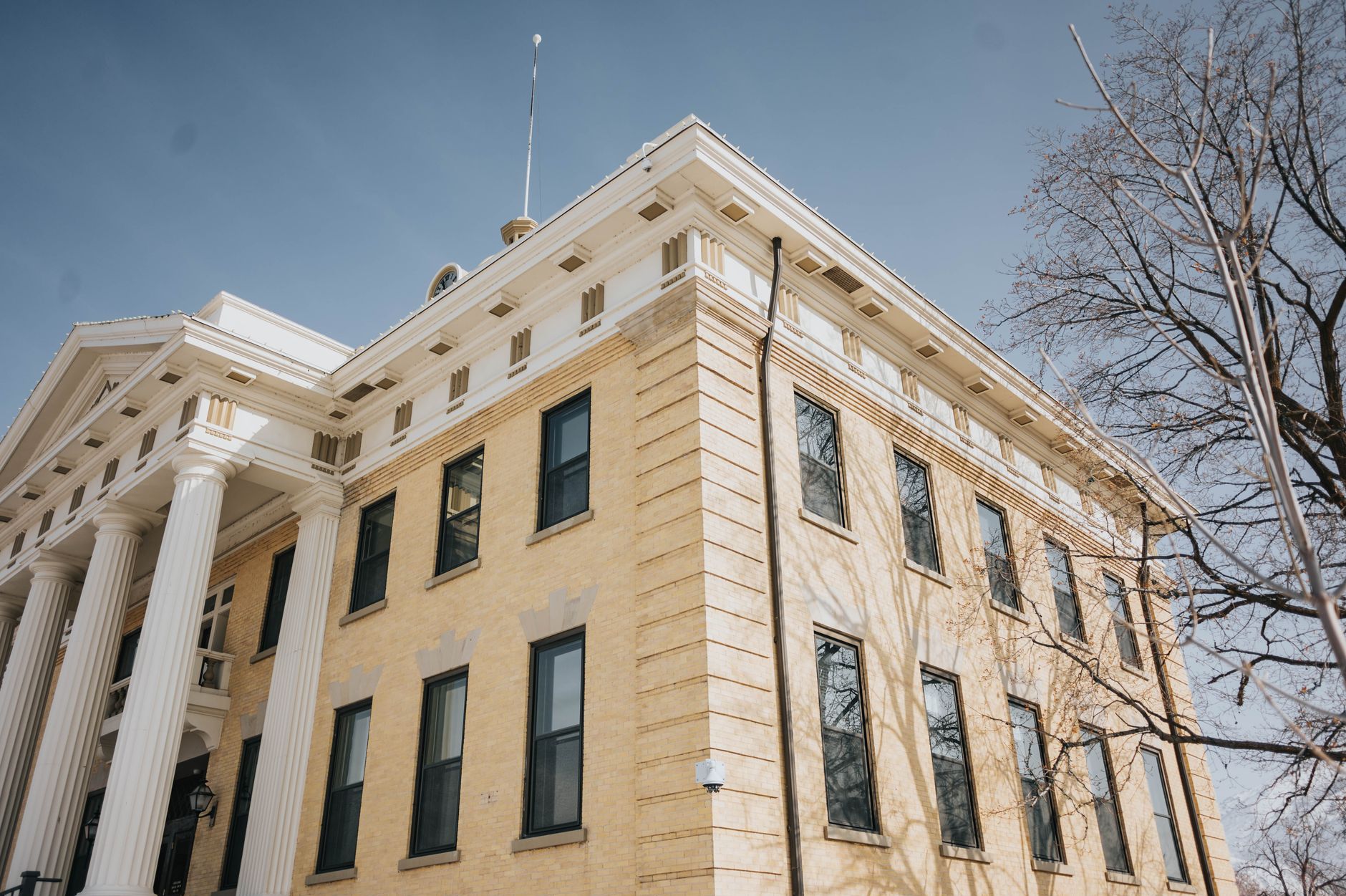 Noem divorce filing